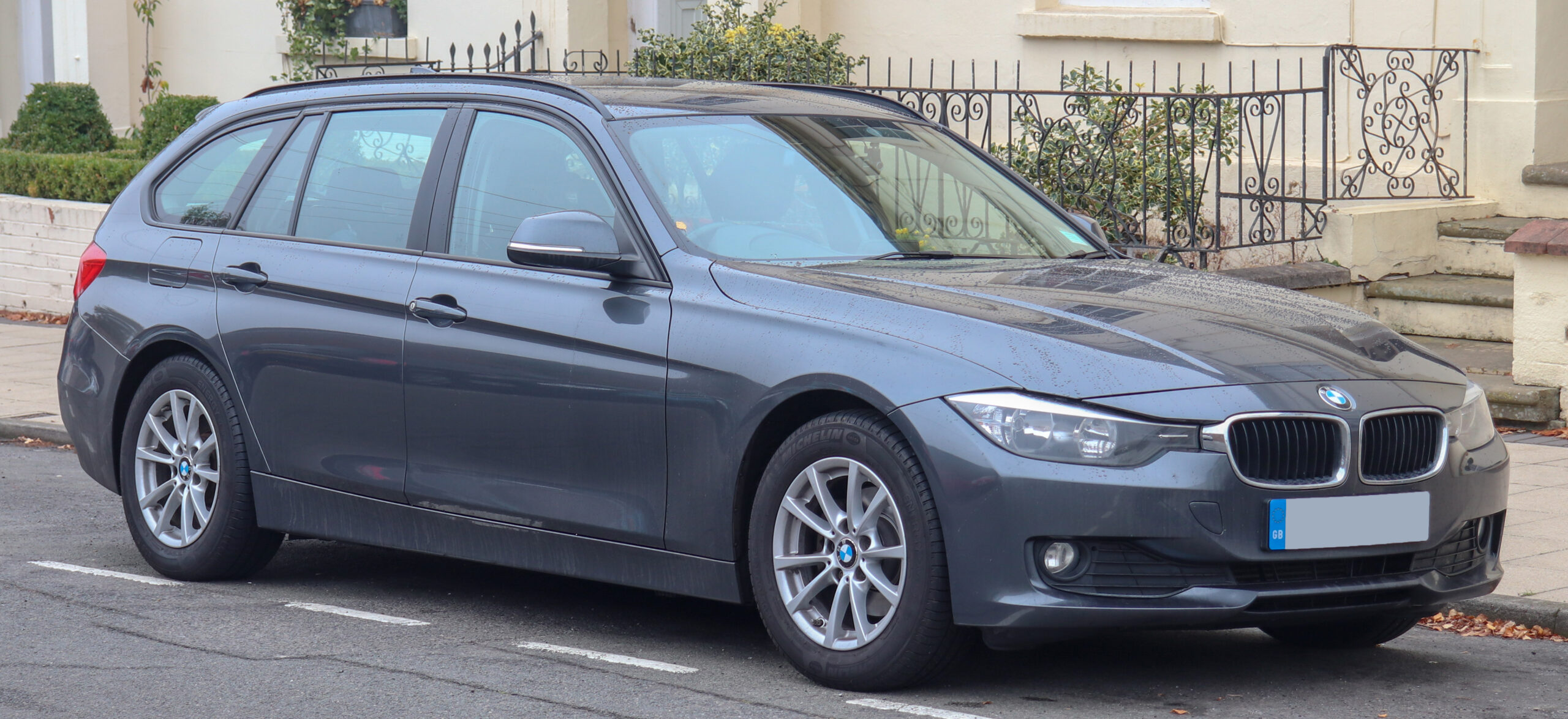 BMW Serie 3 318d Touring 2016 en Elche — Illice Selection